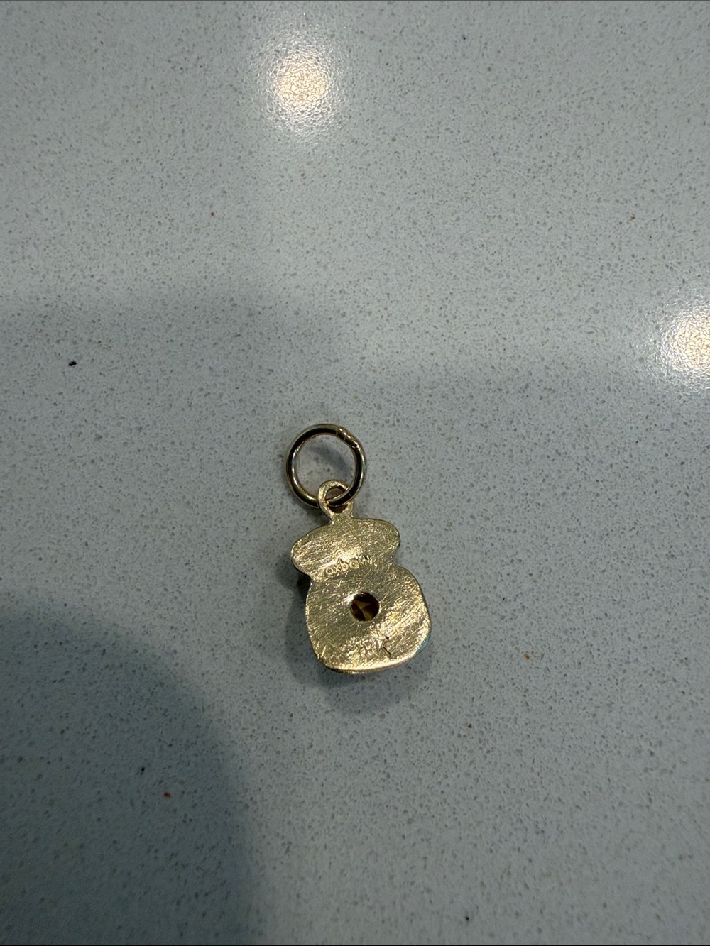 Oxbow 18k & sapphire buttered toast charm - Picture 4 of 5